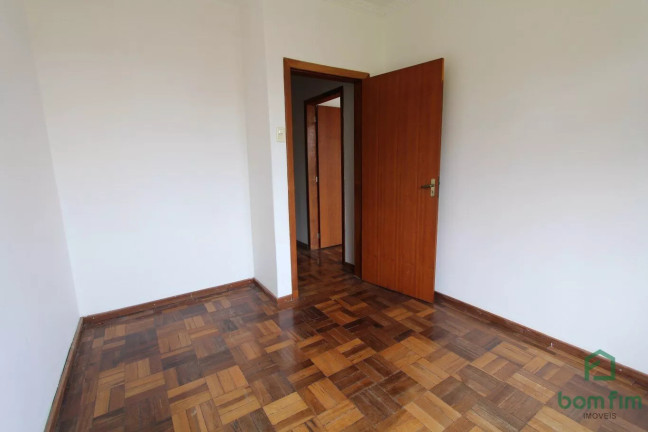 Imagem Apartamento com 3 Quartos para Alugar, 90 m² em Centro Histórico - Porto Alegre Imagem Apartamento com 3 Quartos para Alugar, 90 m² em Centro Histórico - Porto Alegre
