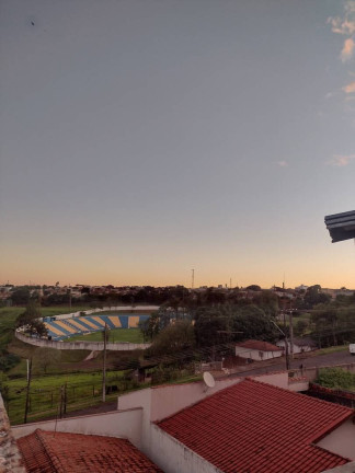 Imagem Casa com 3 Quartos à Venda, em Jardim Santo Antônio - Arapongas Imagem Casa com 3 Quartos à Venda, em Jardim Santo Antônio - Arapongas