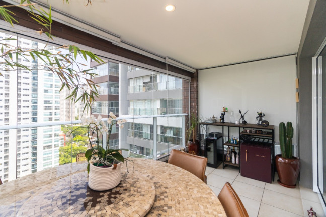 Imagem Apartamento com 2 Quartos à Venda, 69 m² em Campo Belo - São Paulo