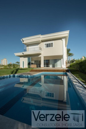 Imagem Casa com 5 Quartos à Venda, 700 m² em Centro - Camboriú Imagem Casa com 5 Quartos à Venda, 700 m² em Centro - Camboriú