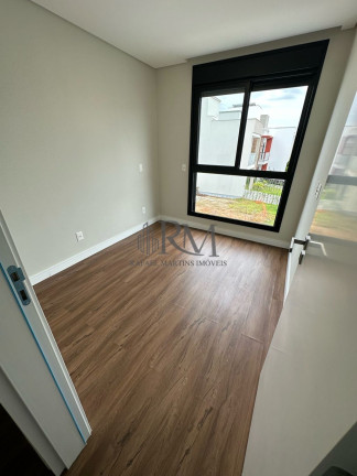 Imagem Sobrado com 3 Quartos à Venda, 183 m² em Bairro Deltaville - Biguaçu Imagem Sobrado com 3 Quartos à Venda, 183 m² em Bairro Deltaville - Biguaçu