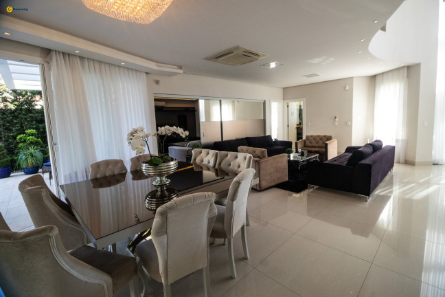 Imagem Casa com 4 Quartos à Venda, 612 m² em Jurerê Internacional - Florianópolis Imagem Casa com 4 Quartos à Venda, 612 m² em Jurerê Internacional - Florianópolis