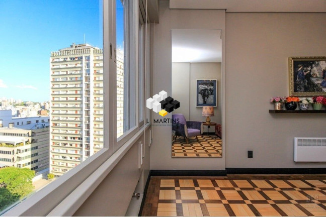 Imagem Apartamento com 4 Quartos à Venda, 221 m² em Independência - Porto Alegre Imagem Apartamento com 4 Quartos à Venda, 221 m² em Independência - Porto Alegre