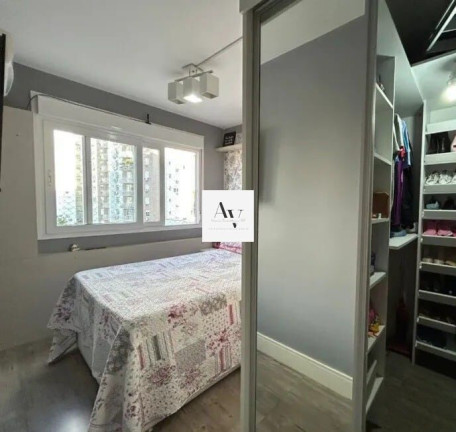 Imagem Apartamento com 2 Quartos à Venda, 57 m² em Jardim Sabará - Porto Alegre