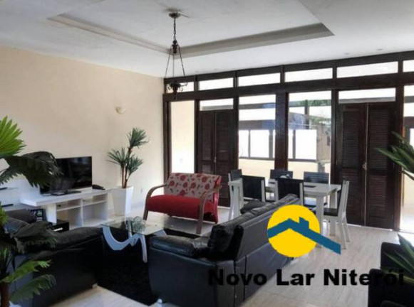 Imagem Casa com 4 Quartos à Venda, 300 m² em Camboinhas - Niterói Imagem Casa com 4 Quartos à Venda, 300 m² em Camboinhas - Niterói