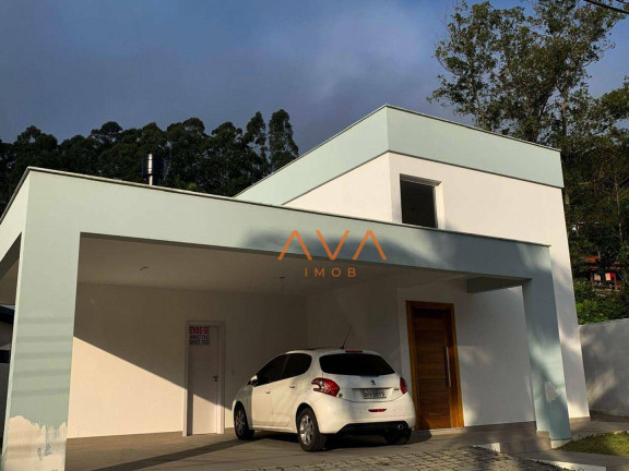 Casa com 3 Quartos à Venda, 170 m² em Cachoeira Do Bom Jesus - Florianópolis