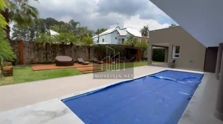 Imagem Casa com 5 Quartos à Venda, 645 m² em Alphaville - Santana De Parnaíba Imagem Casa com 5 Quartos à Venda, 645 m² em Alphaville - Santana De Parnaíba