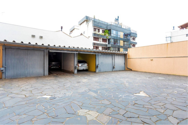 Imagem Imóvel com 3 Quartos à Venda, em Jardim Lindóia - Porto Alegre Imagem Imóvel com 3 Quartos à Venda, em Jardim Lindóia - Porto Alegre