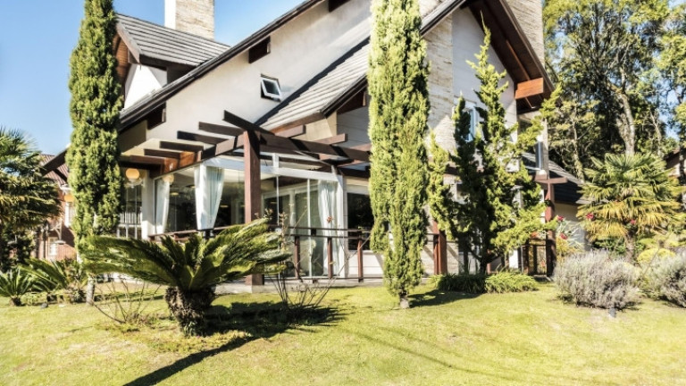 Imagem Casa com 4 Quartos à Venda, 333 m² em Ipê Amarelo - Gramado