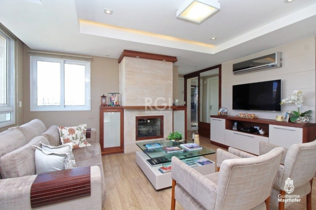 Imagem Imóvel com 1 Quarto à Venda, 150 m² em São João - Porto Alegre Imagem Imóvel com 1 Quarto à Venda, 150 m² em São João - Porto Alegre