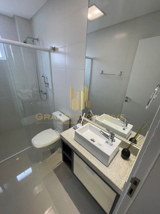 Imagem Apartamento com 3 Quartos à Venda, 135 m² em Centro - Balneário Camboriú Imagem Apartamento com 3 Quartos à Venda, 135 m² em Centro - Balneário Camboriú