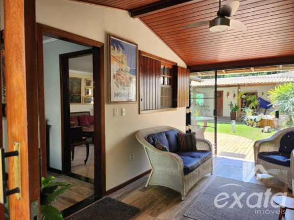 Imagem Sobrado com 5 Quartos à Venda, 425 m² em Manguinhos - Serra