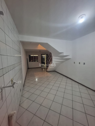 Imagem Sobrado com 2 Quartos à Venda, 70 m² em Bela Vista - São José