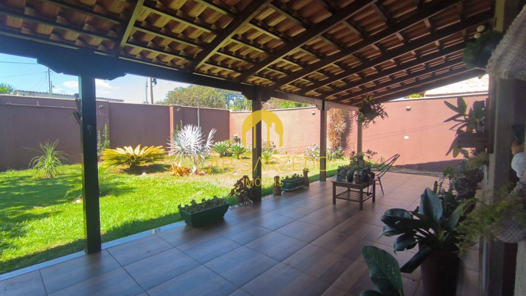 Imagem Casa com 4 Quartos à Venda, 1.300 m² em Chácara Maria Antonieta - Mário Campos