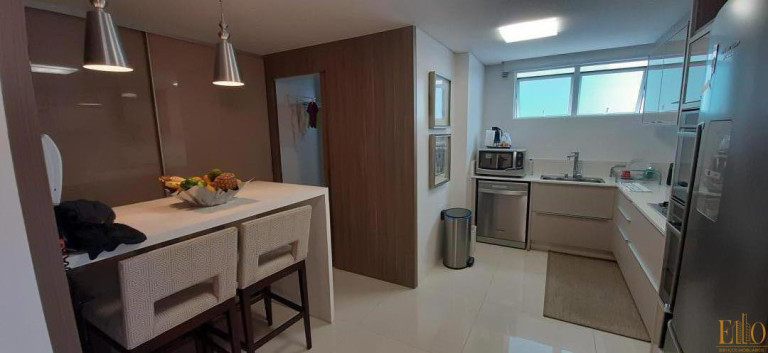 Imagem Apartamento com 6 Quartos à Venda, 358 m² em Centro - Balneário Camboriú Imagem Apartamento com 6 Quartos à Venda, 358 m² em Centro - Balneário Camboriú