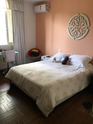 Imagem Casa com 4 Quartos para Alugar, 700 m² em Jardim Guedala - São Paulo