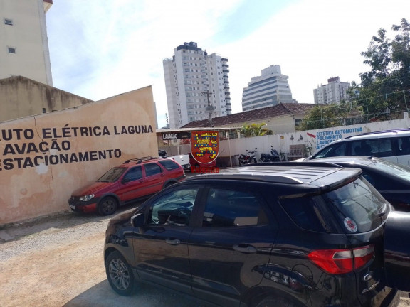 Imagem Terreno à Venda, 220 m² em Estreito - Florianópolis Imagem Terreno à Venda, 220 m² em Estreito - Florianópolis