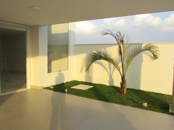 Sobrado com 4 Quartos à Venda, 265 m² em Aparecidinha - Sorocaba