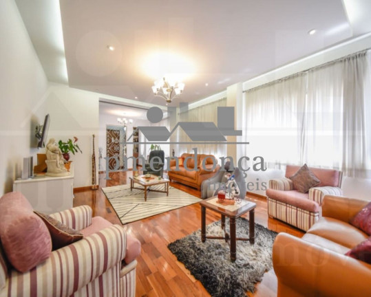 Apartamento com 3 Quartos à Venda, 220 m² em Pinheiros - São Paulo
