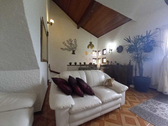 Imagem Casa com 4 Quartos à Venda, 180 m² em Iucas - Teresópolis