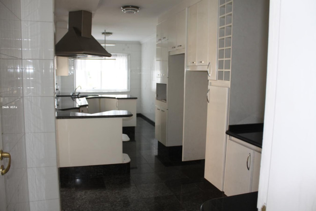 Imagem Casa com 4 Quartos à Venda, 400 m² em Alphaville Residencial Dois - Barueri Imagem Casa com 4 Quartos à Venda, 400 m² em Alphaville Residencial Dois - Barueri