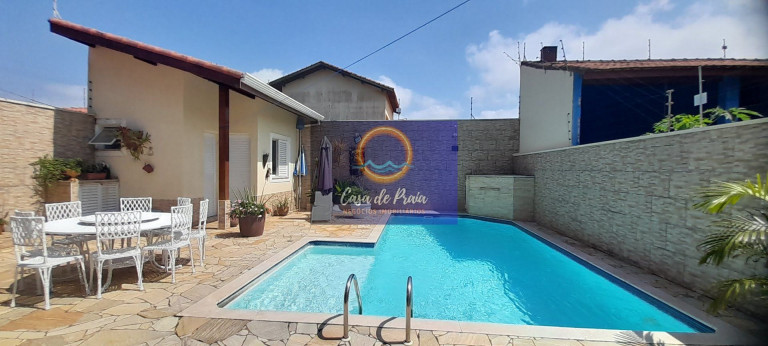 Imagem Sobrado com 4 Quartos à Venda, 219 m² em Estância Balneária Maria Helena Novaes - Peruíbe Imagem Sobrado com 4 Quartos à Venda, 219 m² em Estância Balneária Maria Helena Novaes - Peruíbe
