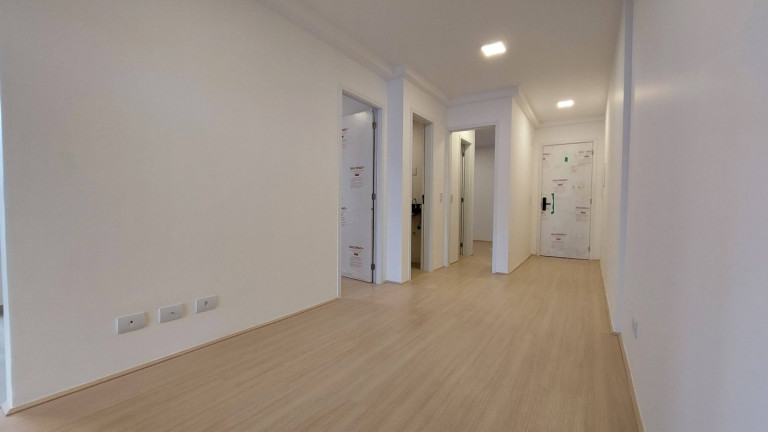 Imagem Apartamento com 2 Quartos à Venda, 46 m² em Capão Raso - Curitiba Imagem Apartamento com 2 Quartos à Venda, 46 m² em Capão Raso - Curitiba