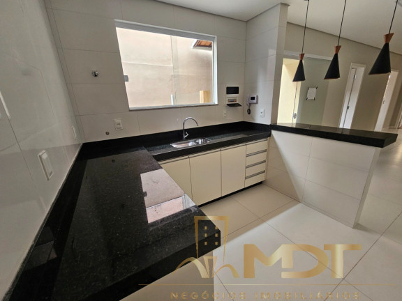 Imagem Casa com 3 Quartos à Venda, 105 m² em Candelária - Belo Horizonte