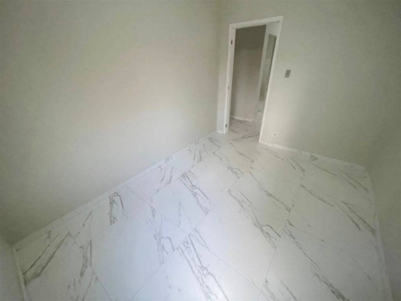 Imagem Apartamento com 2 Quartos à Venda, 50 m² em Forte - Praia Grande