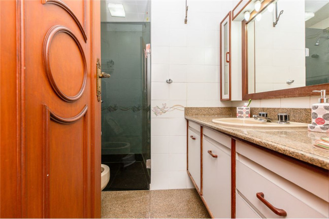 Imagem Casa com 5 Quartos à Venda, 352 m² em Saúde - São Paulo Imagem Casa com 5 Quartos à Venda, 352 m² em Saúde - São Paulo