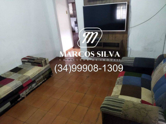 Imagem Casa com 3 Quartos à Venda, 300 m² em Segismundo Pereira - Uberlândia