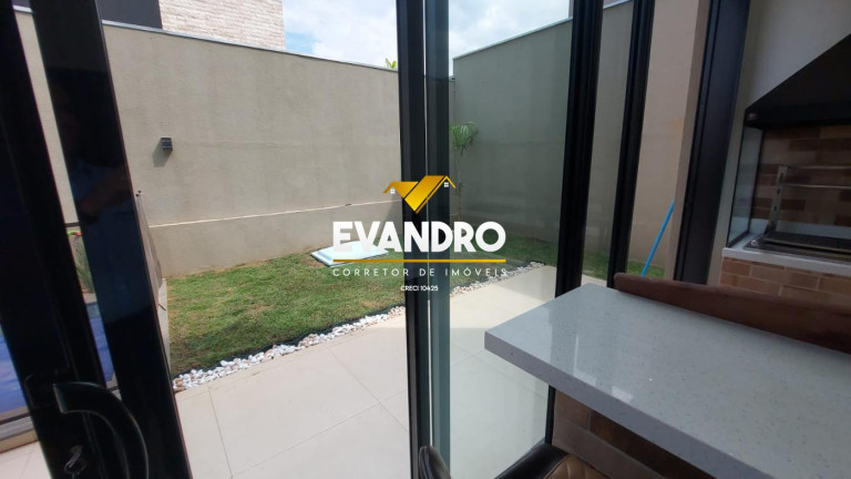 Imagem Casa com 3 Quartos à Venda, 461 m² em Ribeirão Do Lipa - Cuiabá