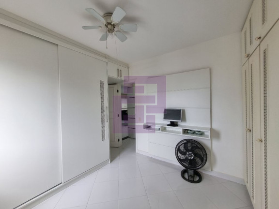 Imagem Apartamento com 3 Quartos à Venda, 230 m² em Pitangueiras - Guarujá