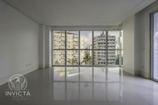 Imagem Apartamento com 3 Quartos à Venda, 162 m² em Centro - Balneário Camboriú Imagem Apartamento com 3 Quartos à Venda, 162 m² em Centro - Balneário Camboriú