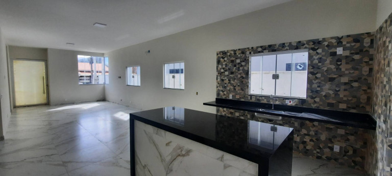 Imagem Casa com 3 Quartos à Venda, 190 m² em Mar Verde Ii - Caraguatatuba