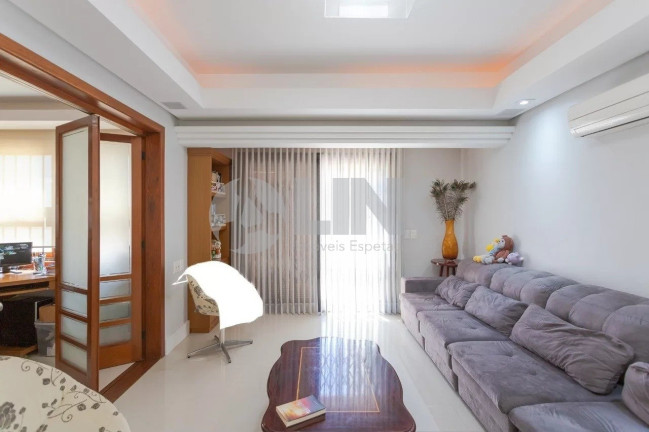 Imagem Casa com 4 Quartos à Venda, 449 m² em Jardim Itu - Porto Alegre Imagem Casa com 4 Quartos à Venda, 449 m² em Jardim Itu - Porto Alegre