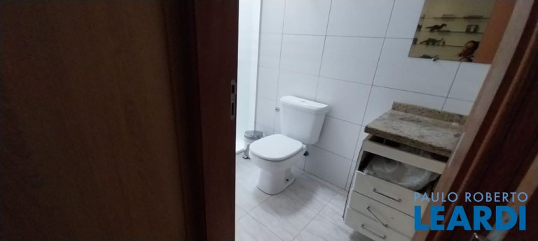 Imagem Sobrado com 4 Quartos à Venda, 250 m² em Vila Valparaíso - Santo André Imagem Sobrado com 4 Quartos à Venda, 250 m² em Vila Valparaíso - Santo André