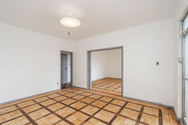 Imagem Imóvel com 3 Quartos à Venda, 157 m² em Independência - Porto Alegre