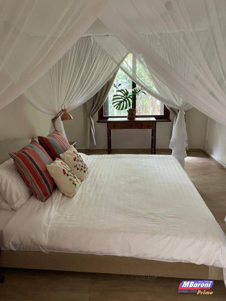 Imagem Casa de Condomínio com 5 Quartos à Venda, 369 m² em Chácara Granja Velha - Carapicuíba
