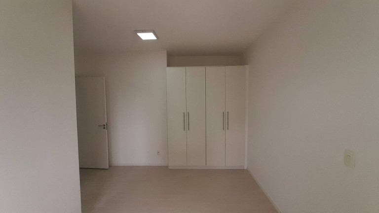 Imagem Apartamento com 2 Quartos à Venda, 70 m² em Empresarial 18 Do Forte - Barueri Imagem Apartamento com 2 Quartos à Venda, 70 m² em Empresarial 18 Do Forte - Barueri