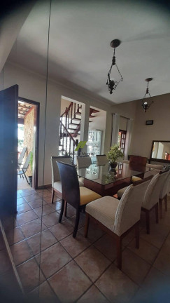 Imagem Chácara com 3 Quartos à Venda, 308 m²
