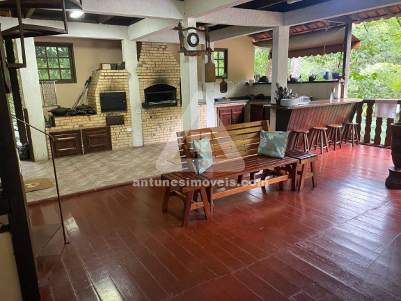 Imagem Chácara com 4 Quartos à Venda, 1 m² em Nova Friburgo