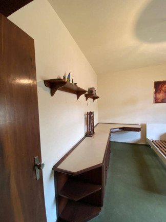 Imagem Casa com 3 Quartos à Venda, 330 m² em Botucatu