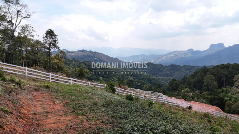Imagem Terreno à Venda, 1.070 m² em Região Do Parque Pedra Do Baú - Campos Do Jordão Imagem Terreno à Venda, 1.070 m² em Região Do Parque Pedra Do Baú - Campos Do Jordão