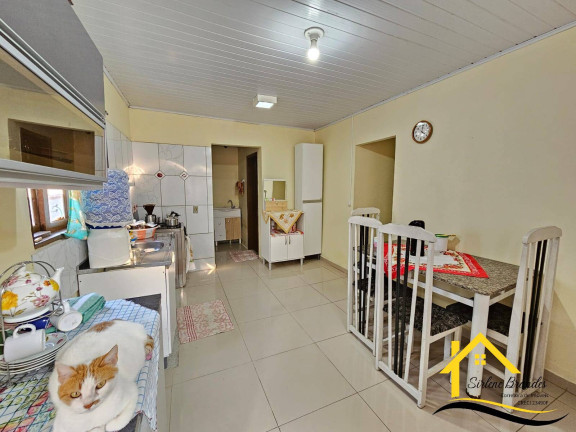 Imagem Casa com 5 Quartos à Venda, 239 m² em Costeira - Balneário Barra Do Sul Imagem Casa com 5 Quartos à Venda, 239 m² em Costeira - Balneário Barra Do Sul