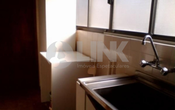 Imagem Apartamento com 3 Quartos à Venda, 131 m² em Petrópolis - Porto Alegre Imagem Apartamento com 3 Quartos à Venda, 131 m² em Petrópolis - Porto Alegre