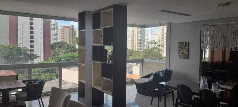 Imagem Apartamento com 4 Quartos à Venda, 250 m² em Vitória - Salvador Imagem Apartamento com 4 Quartos à Venda, 250 m² em Vitória - Salvador