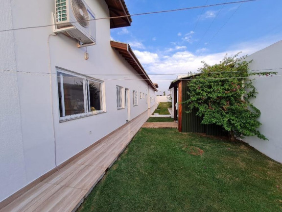 Imagem Casa de Condomínio com 4 Quartos à Venda, 355 m² em Residencial Jatobá - Cesário Lange