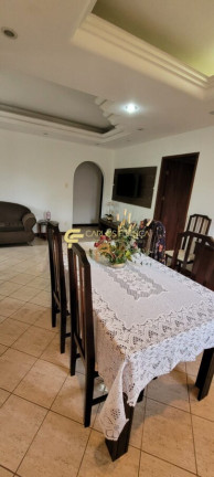 Imagem Casa com 5 Quartos à Venda, 120 m² em Stiep - Salvador