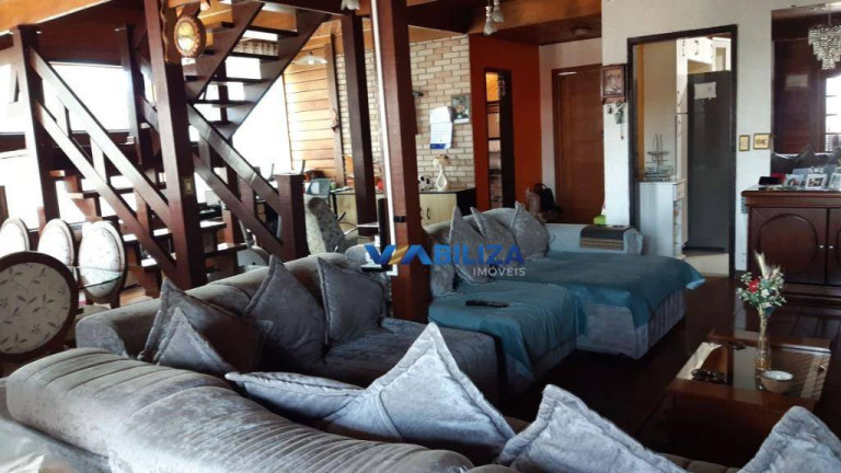 Imagem Sobrado com 3 Quartos à Venda, 250 m² em Aruja 5 - Arujá Imagem Sobrado com 3 Quartos à Venda, 250 m² em Aruja 5 - Arujá
